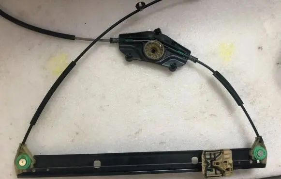 Audi Q5 SQ5 Front door electric window regulator 8R837461 8R837461K