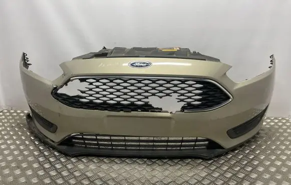 Ford Focus Front bumper F1EB17757CF