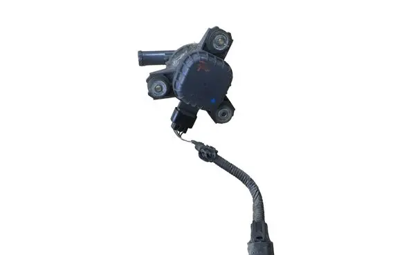 Toyota Prius+ (ZVW40) Water pump 12L1210218