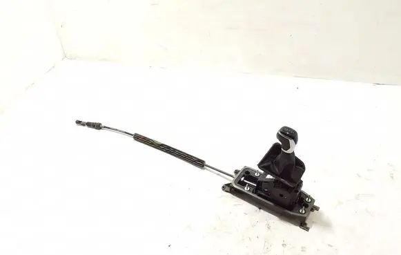 Volkswagen Taigo Gear shifter/selector 2Q1713023AF