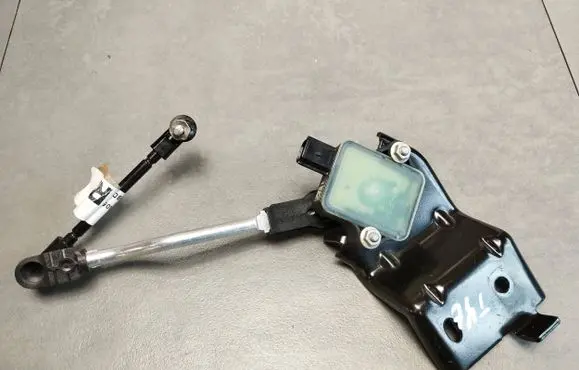 Volkswagen Amarok II Rear height level sensor lever K863G5A955