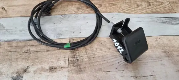 Mazda 2 Engine bonnet (hood) release handle