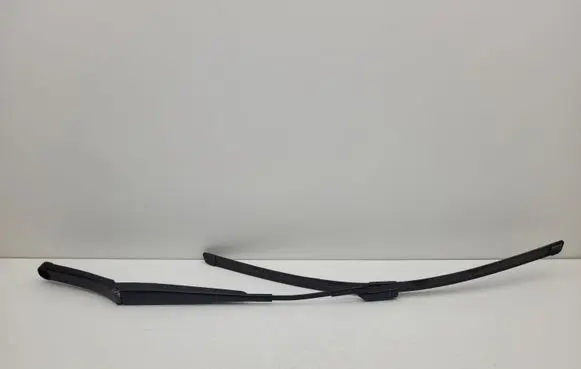 Volkswagen Golf VII Front wiper blade arm 5G1955409B