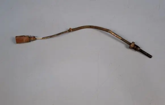 Exhaust gas temperature sensor