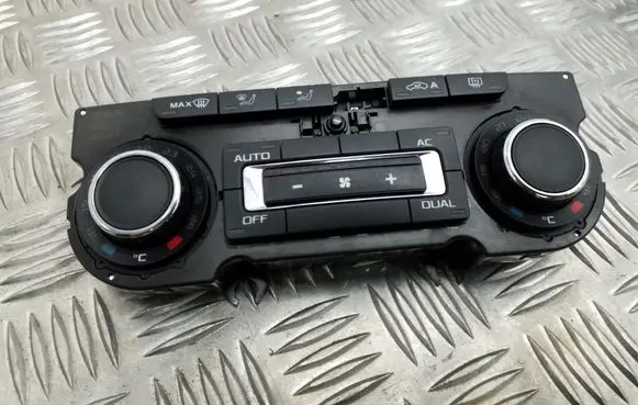 Skoda Superb B6 (3T) Climate control unit 3T0907044AF