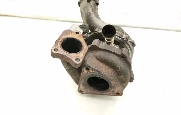 Audi A5 8T 8F Turbo 7771593