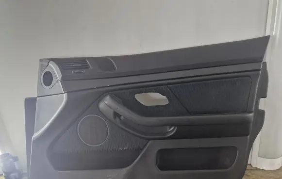 BMW 5 E39 Front door card panel trim