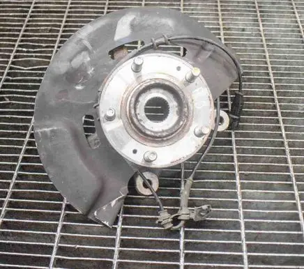 Volkswagen PASSAT B8 Front wheel hub