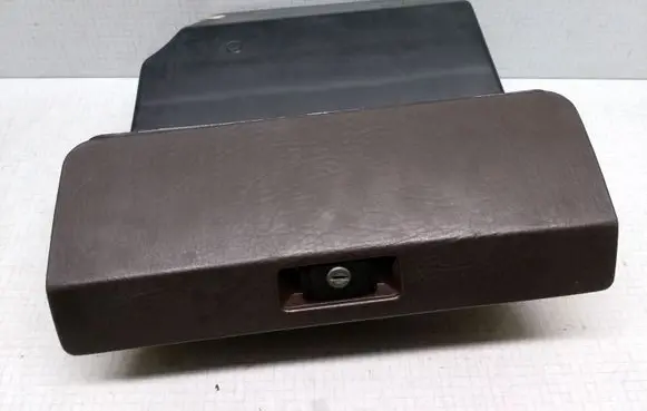 Volkswagen Jetta II Glove box set 191857103A