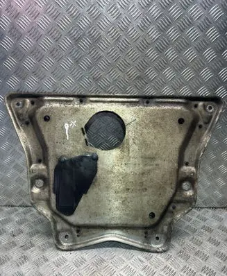 BMW X6 E71 Engine splash shield/under tray 6786568