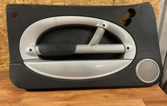 Mini One - Cooper R50 - 53 Front door card panel trim 51410017302 12273713 2273713