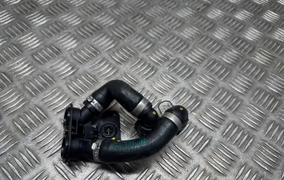 BMW X5 G05 Engine coolant pipe/hose 8780517