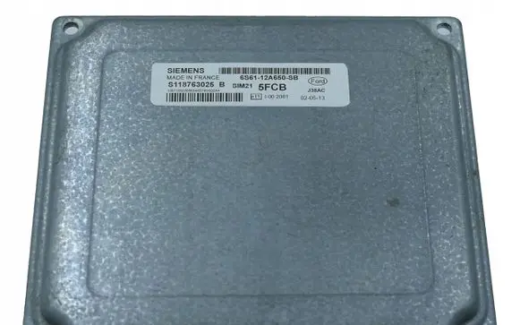 Ford Focus Engine control unit/module 6S6112A650SB 5FCB