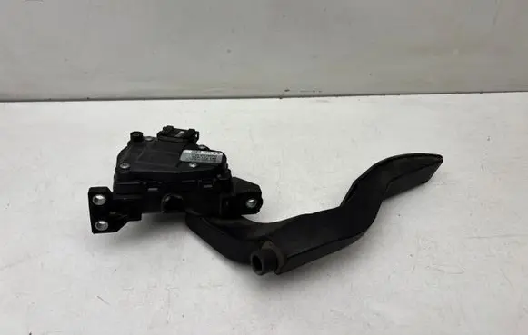 Audi A4 S4 B6 8E 8H Accelerator throttle pedal 8E1721523
