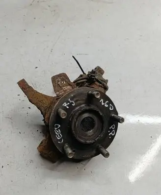KIA Ceed Front wheel hub spindle knuckle 151541