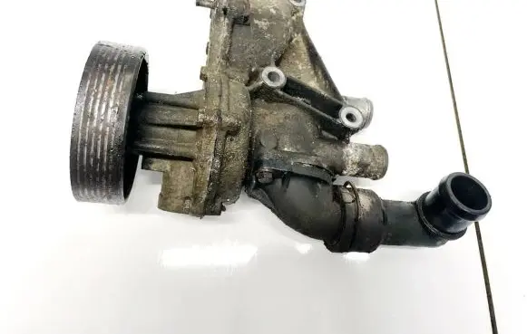 Volkswagen Caddy Water pump 03712121A