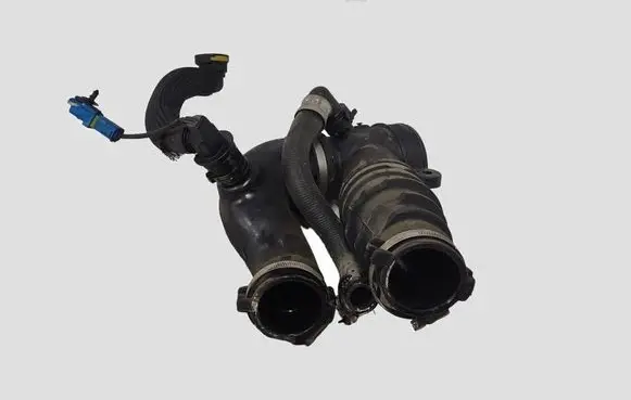 Citroen C5 Air intake hose/pipe 9682489380