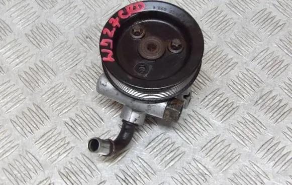 Jeep Grand Cherokee (WJ) Power steering pump 52089301AC