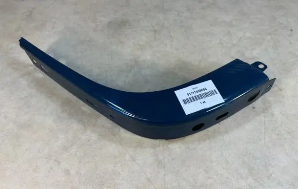 BMW 7 E23 Front bumper corner part panel trim 51111959656