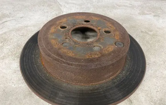 Toyota Avensis T250 Rear brake disc
