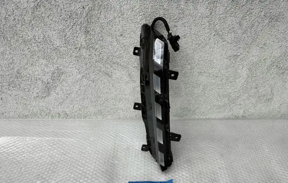 Peugeot 308 Front fog light 9835389580