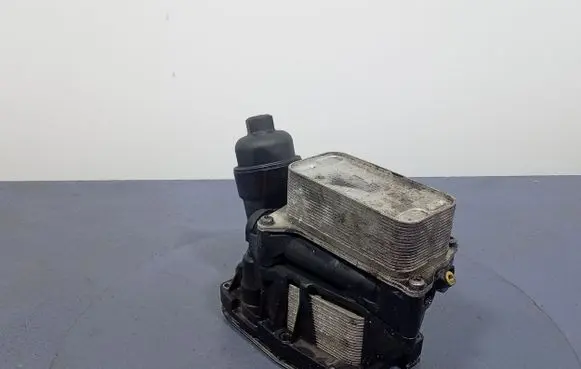 Engine oil radiator