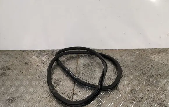 Jeep Compass Rear door rubber seal (on body) 
