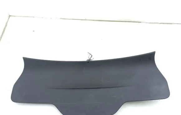 Jaguar F-Pace Tailgate/boot lid cover trim 