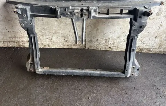 Skoda Superb B6 (3T) Radiator support slam panel 3T0805588D