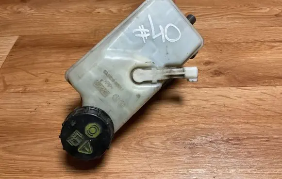 Volvo V50 Master brake cylinder 03350886551