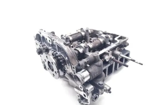 Subaru Legacy Engine head RHT20D101