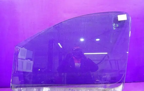 Fiat Scudo Front door window glass four-door