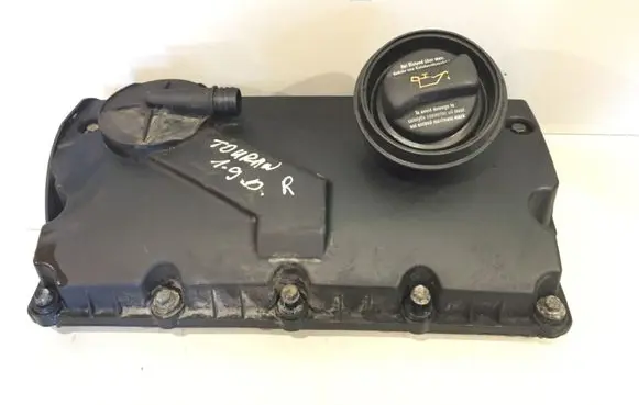 Volkswagen Touran I Rocker cam cover 038103475N 038103469