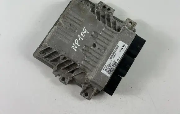 Volvo V50 Engine control unit/module ECU 30788975 S180134001B