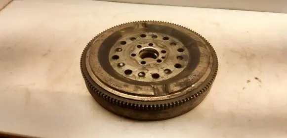 Volkswagen PASSAT B5 Dual mass flywheel 