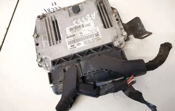 Hyundai Santa Fe Engine control unit/module 3910127805 39101-27805