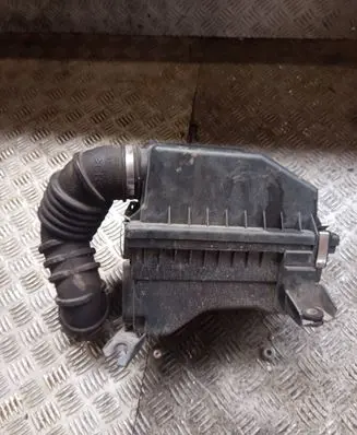 Air filter box