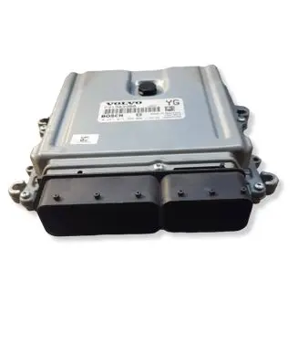 Volvo XC70 Engine control unit/module P31303388 0281015286