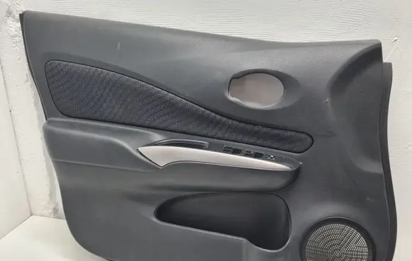 Nissan Note (E12) Front door card panel trim 809113VW0A