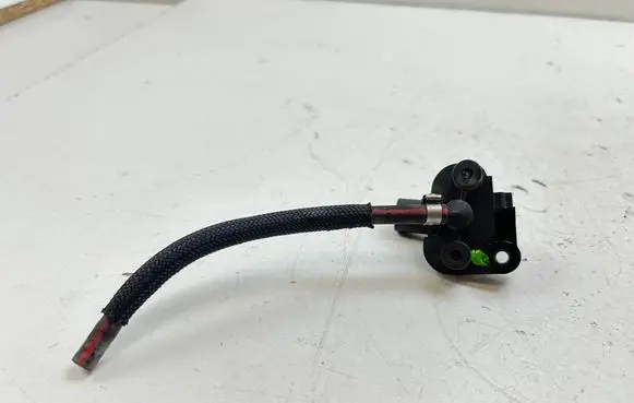 Mercedes-Benz E W212 Air pressure sensor A0071530028