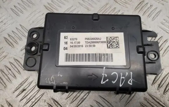 Chrysler Pacifica Air conditioning/heating control unit P68226020AJ 68226020AJ