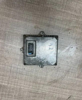 Mercedes-Benz E W211 Xenon control unit/module 1307329072