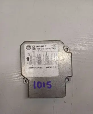 Skoda Fabia Mk2 (5J) Airbag control unit/module 1C0909605F 5WK43131 44050315