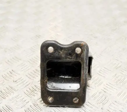Dodge Stealth Engine mount bracket MB581959