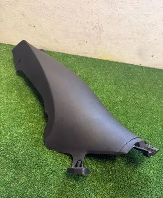 Skoda Octavia Mk4 Rear seat side top trim 5E7867765