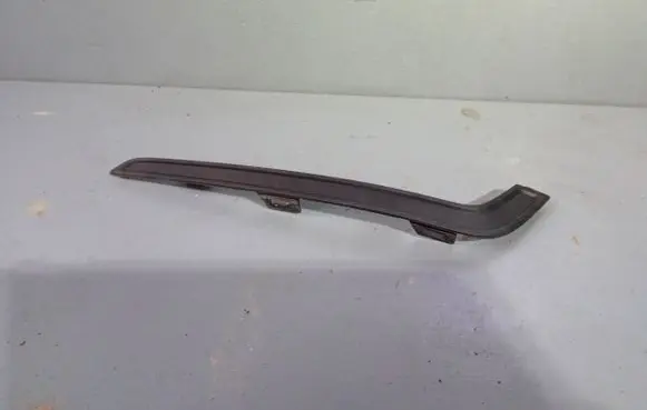 Volvo V60 Front bumper splitter molding 31455648