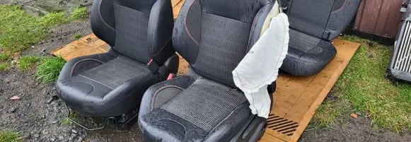 Seat set