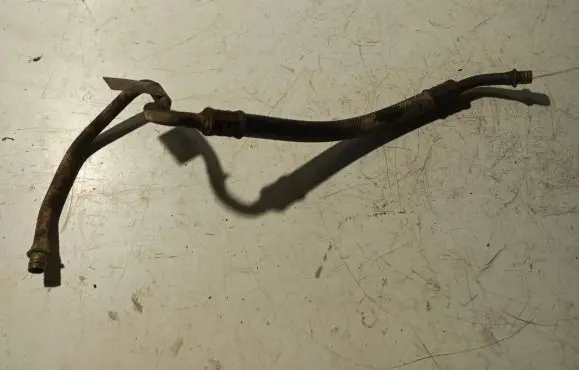 Opel Astra H Power steering hose/pipe/line 13122703