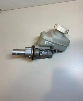 Mitsubishi L200 Electric auxiliary coolant/water pump