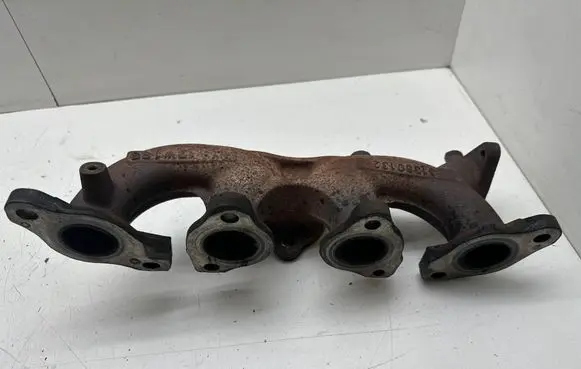 Volvo S90, V90 Exhaust manifold 31380132